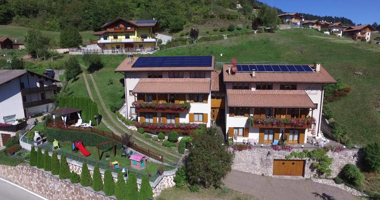 Residence Ronchi Molveno Luaran gambar
