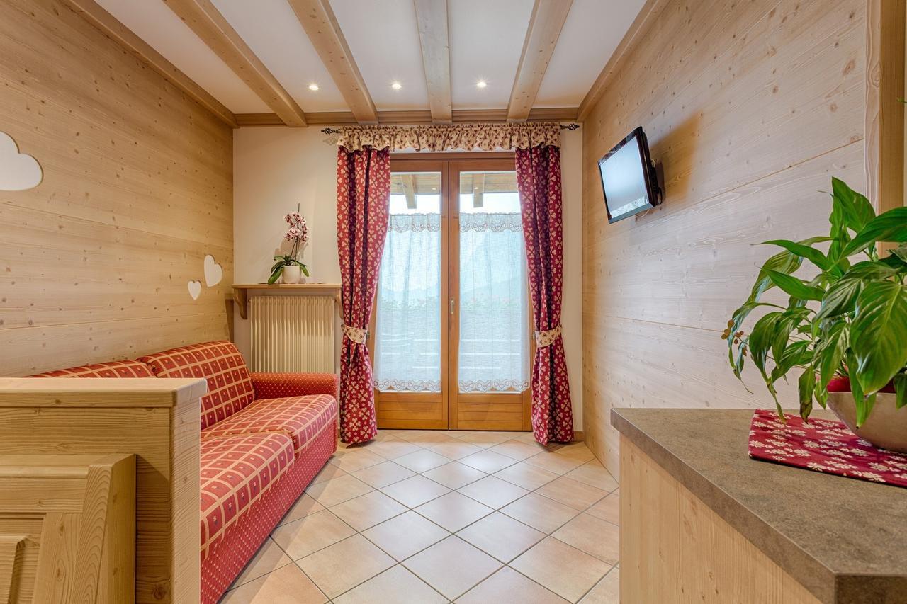 Residence Ronchi Molveno Luaran gambar